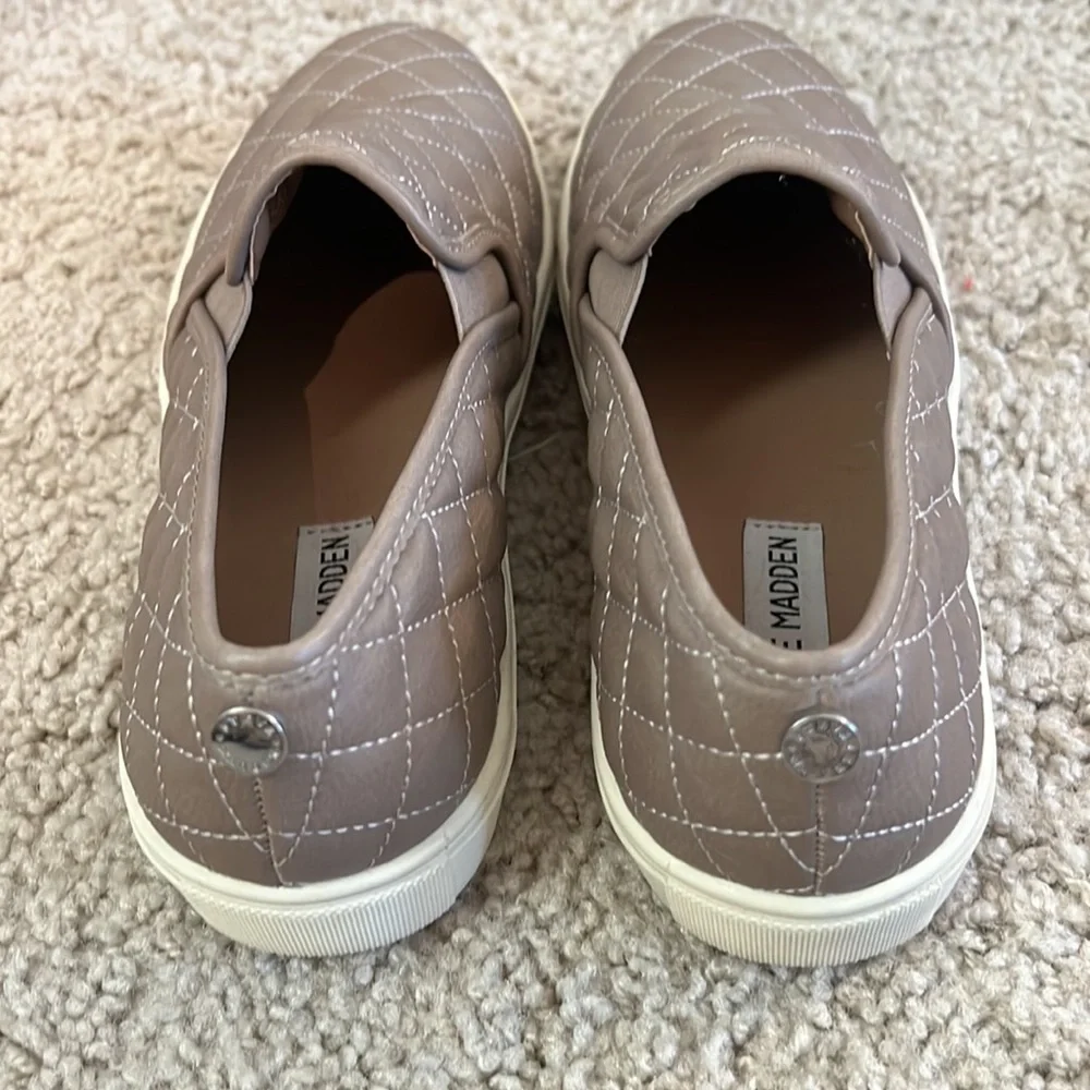 Steve Madden Quilted Slip-On Flats in Taupe